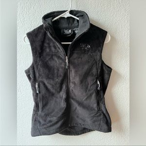 Mountain Hardwear black fuzzy zip up vest